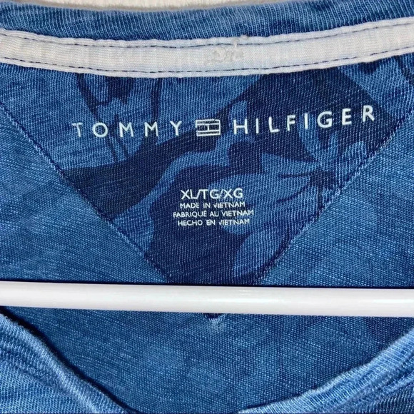 Tommy Hilfiger tee men’s size xlg - Picture 3 of 4